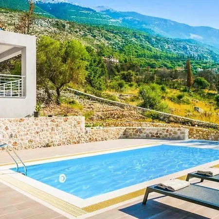 Вилла Lourdata Sleeps 5 Pool Air Con Wifi