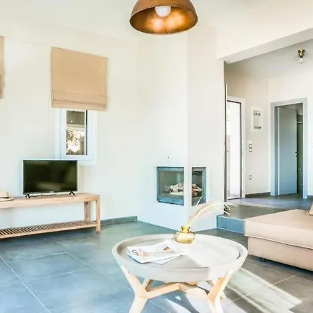 Lourdata Sleeps 5 Pool Air Con Wifi Lourdata (Kefalonia)